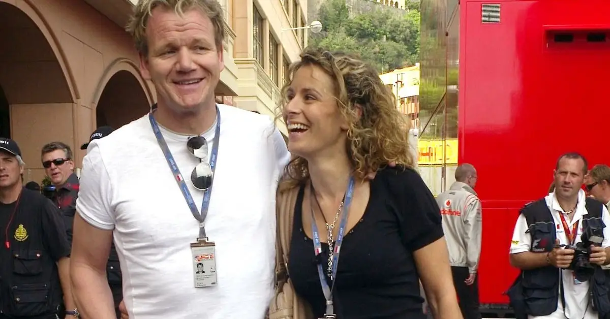 야외 행사에 참석한 고든과 타나 램지