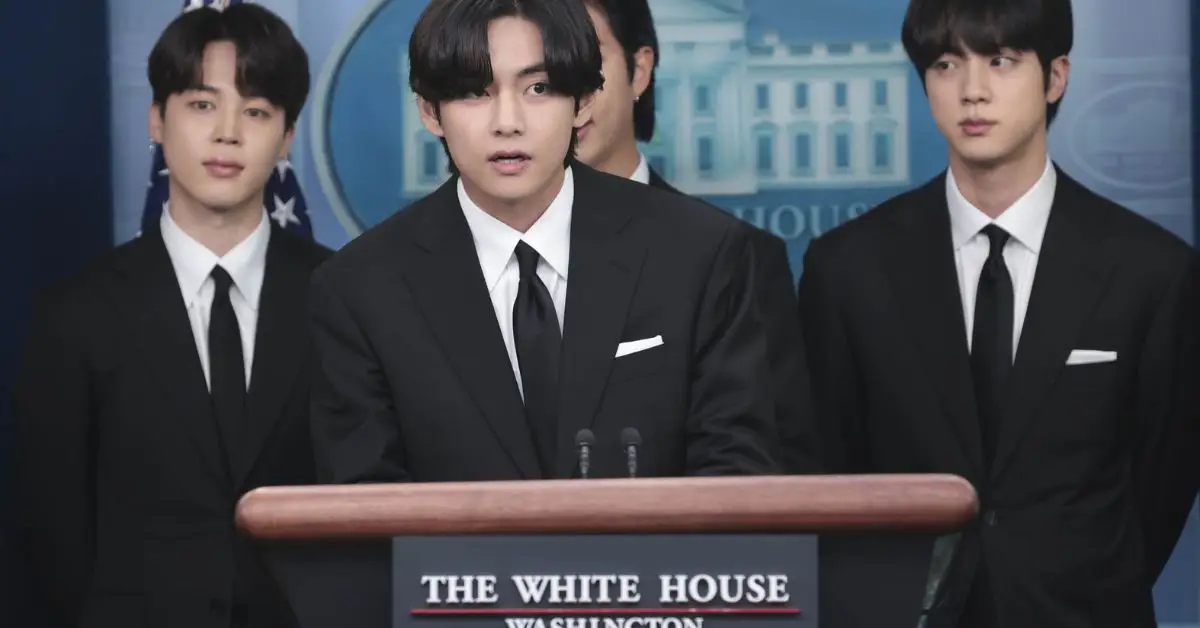 BTS V v prejave pred novinármi v Bielom dome