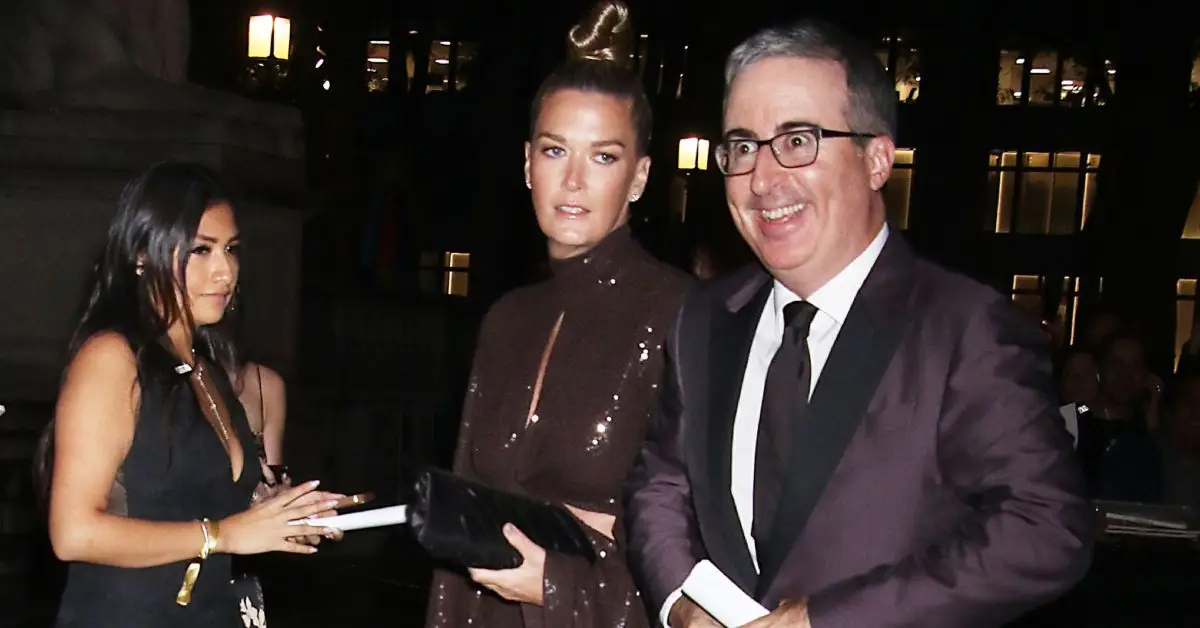 John Oliver og Kate Norley ser flippede ud