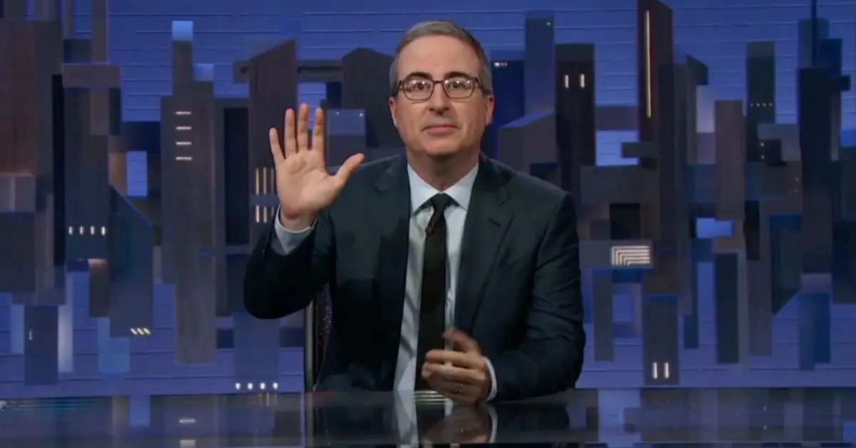 Sammenstøder John Oliver og hans mystiske kone Kate Norley om deres konkurrerende politik?