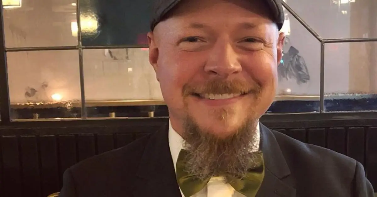 Nate Richert souriant