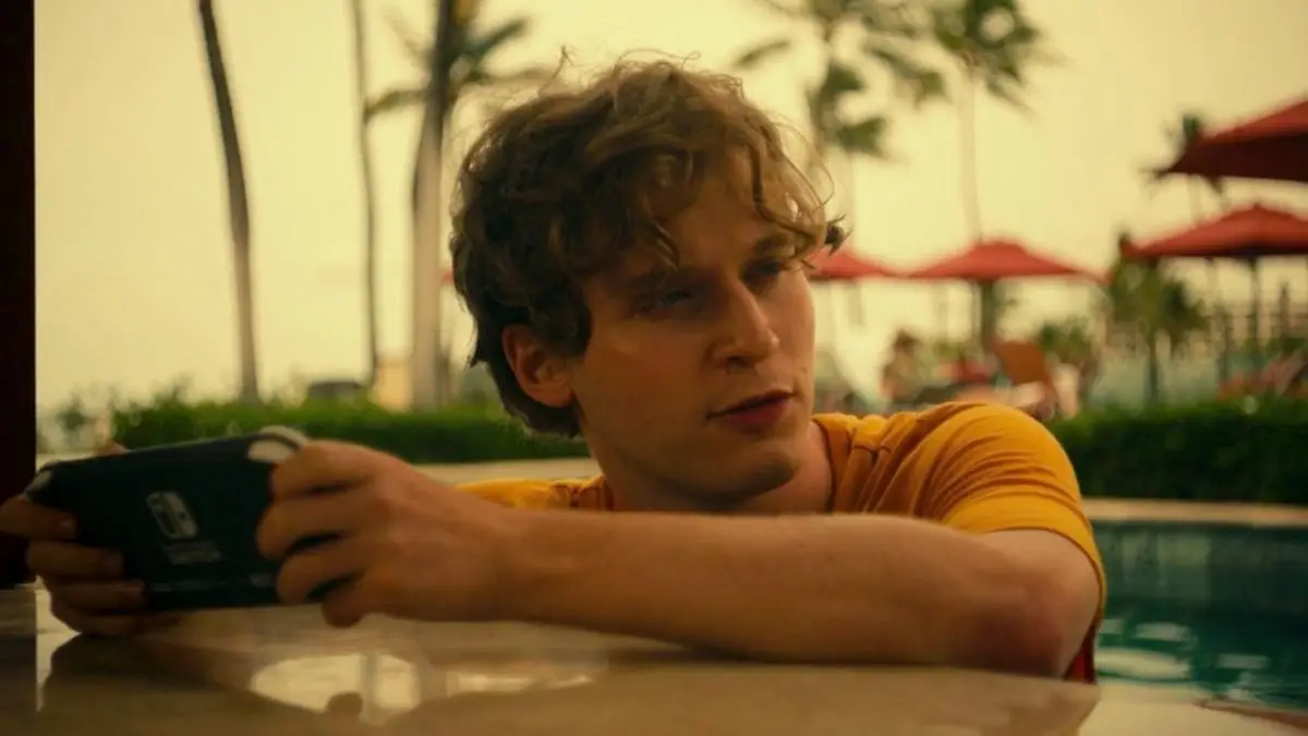 biely_lotus Fred Hechinger