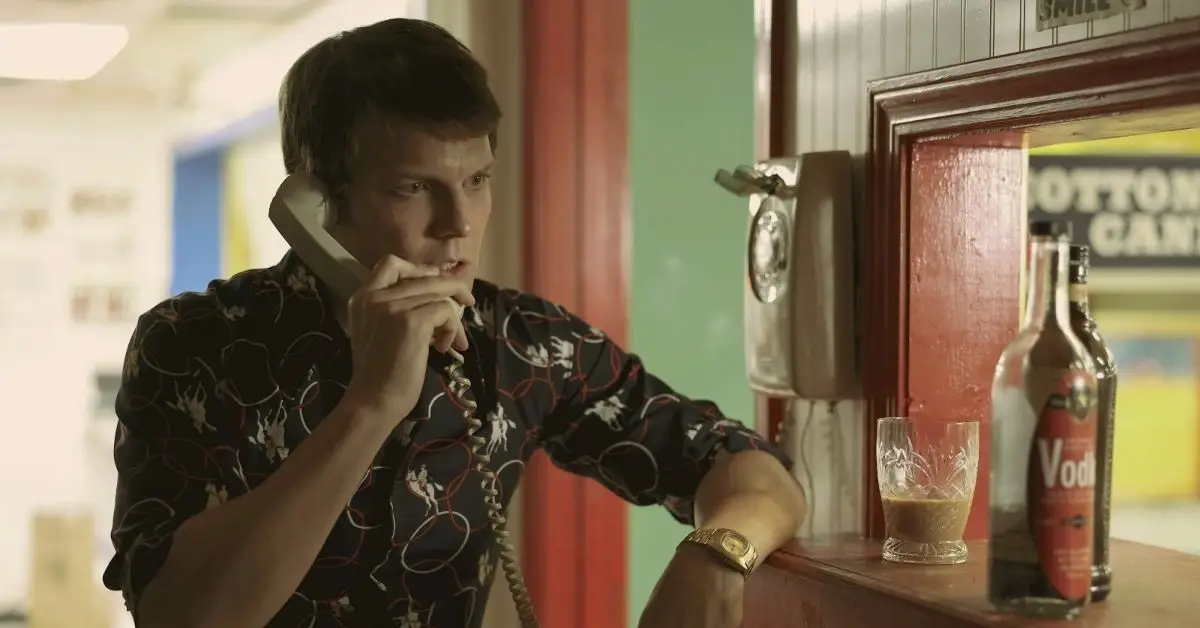 Jake Lacy vo filme Priateľ rodiny