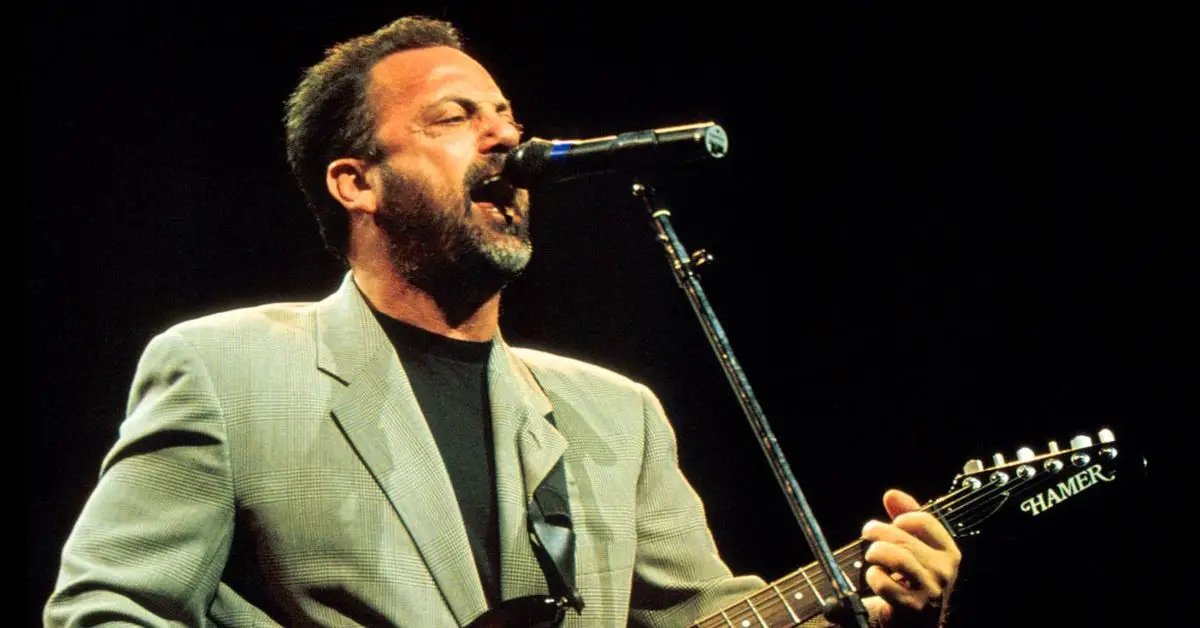 Billy Joel tritt live auf