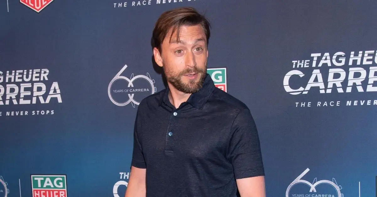 놀란 표정의 키어런 컬킨