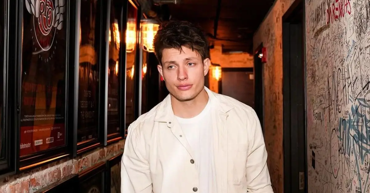 ייתכן שהשיניים המזויפות של מאט רייף עלו לו בהון מוחלט, הנה כמה הוא שילם