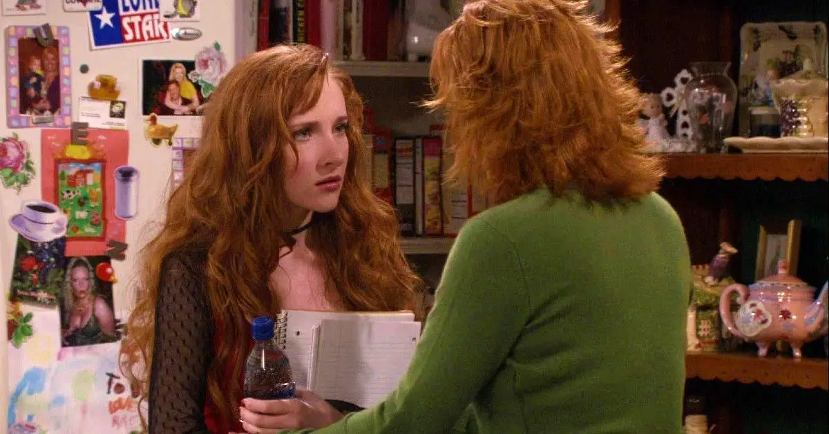 O que Scarlett Pomers realmente pensava de suas estrelas Reba Co e se elas a ajudaram em suas lutas