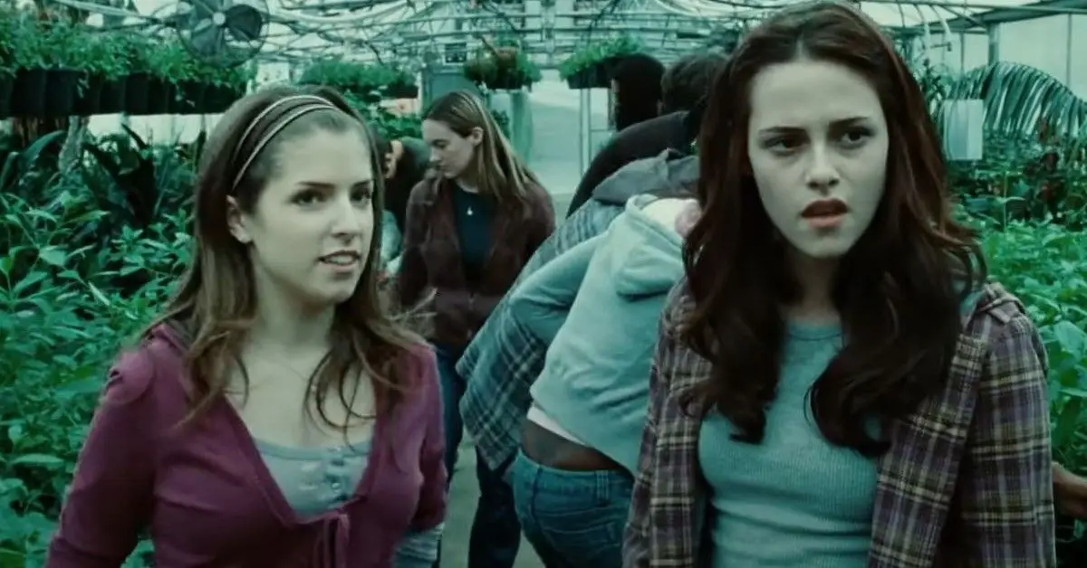 La valeur nette d'Anna Kendrick a grimpé en flèche après Twilight (grâce à deux gros chèques de paie)