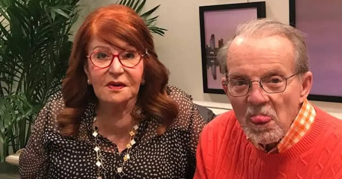 Richard Penna a Sally Jessy Raphael stoja spolu