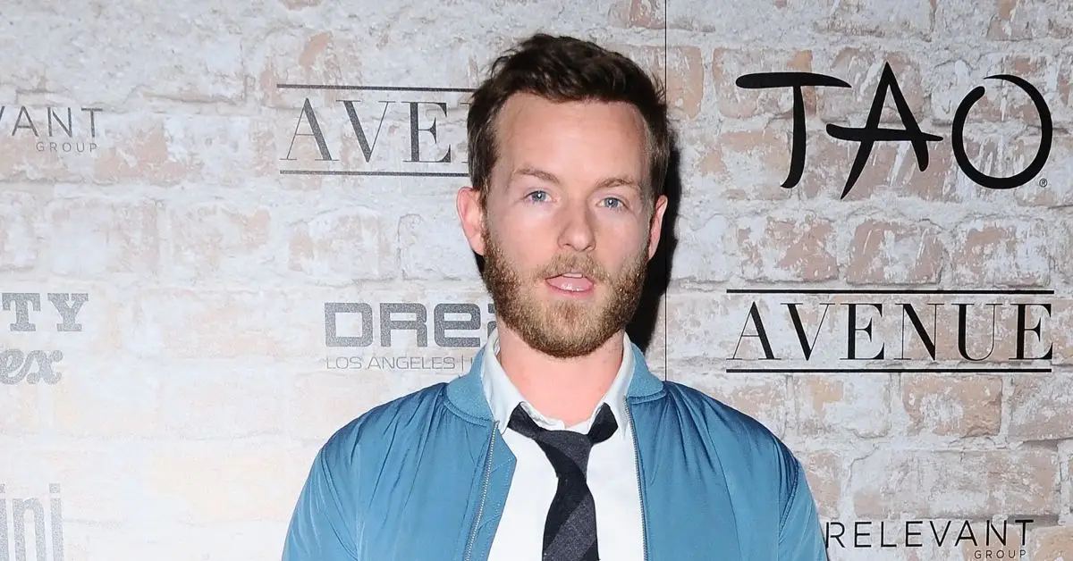 Hur Christopher Masterson verkligen kände för att arbeta med Bryan Cranston på Malcolm i mitten