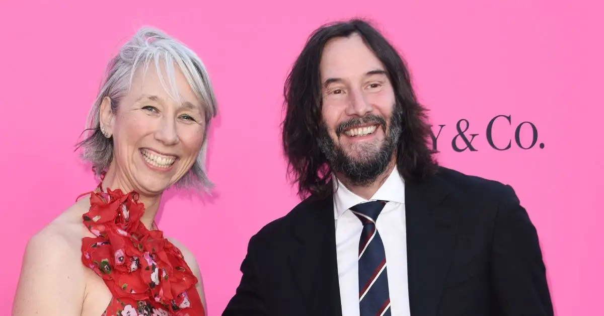 Keanu Reeves y Alexandra Grant lucen extremadamente felices