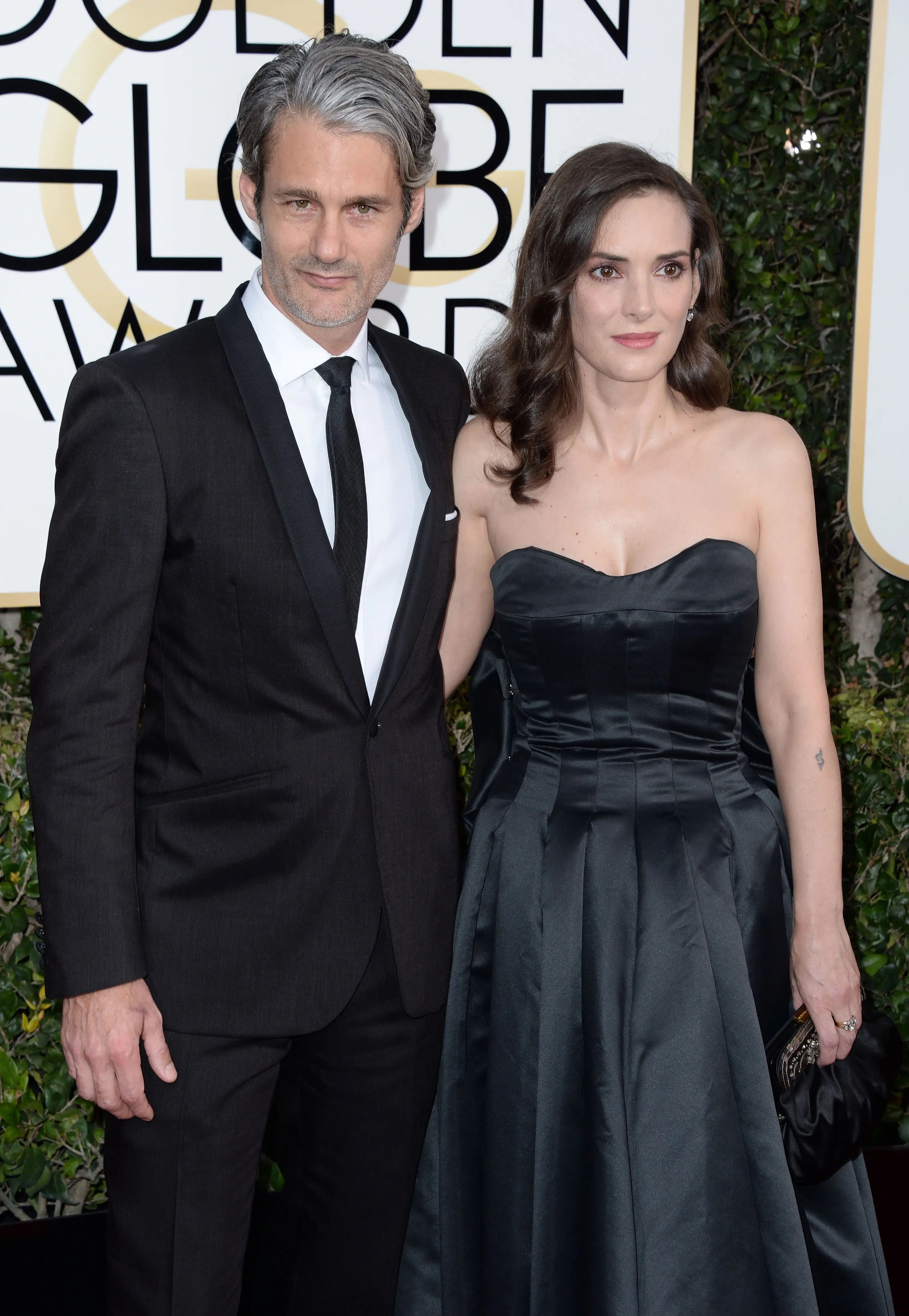Winona Ryder a přítel Scott Mackinlay Hahn na Zlatých glóbech