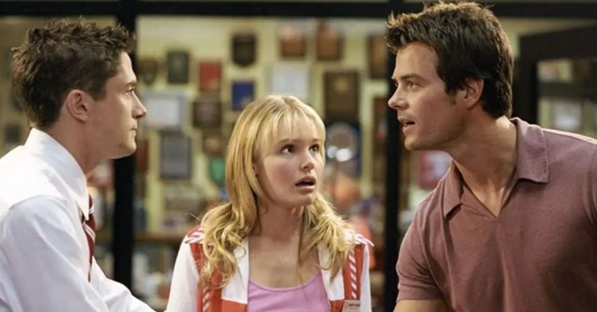 Comment Josh Duhamel a amassé sa valeur nette massive depuis « Tous mes enfants »