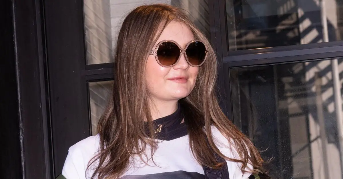 Kolik peněz Anna Delveyová vydělala od doby, kdy se dostala z vězení?