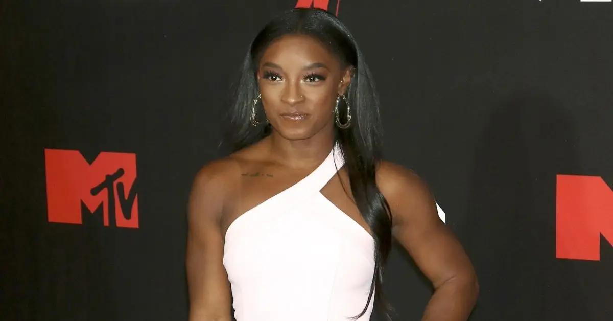 Die Haupteinnahmequelle von Simone Biles sind die Einnahmen aus diesen großen Markenpartnerschaften