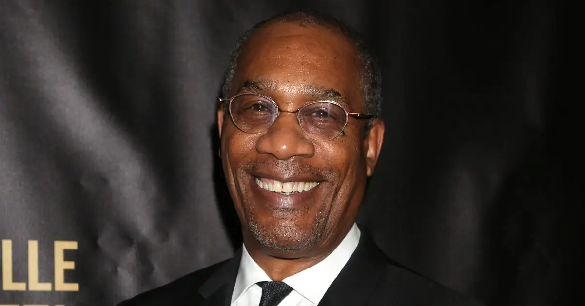 Joe Morton en la alfombra roja