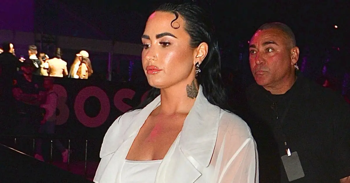 demi lovato on howard stern