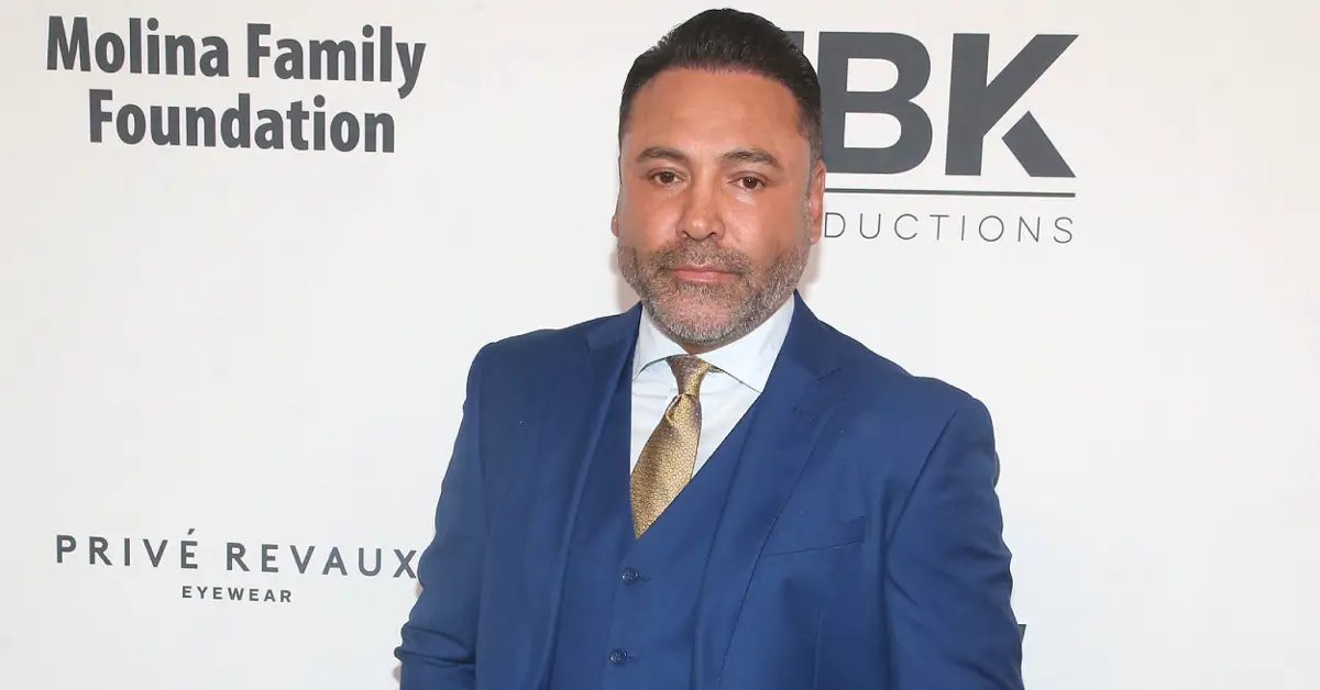 Oscar De La Hoya ser ledsen ut