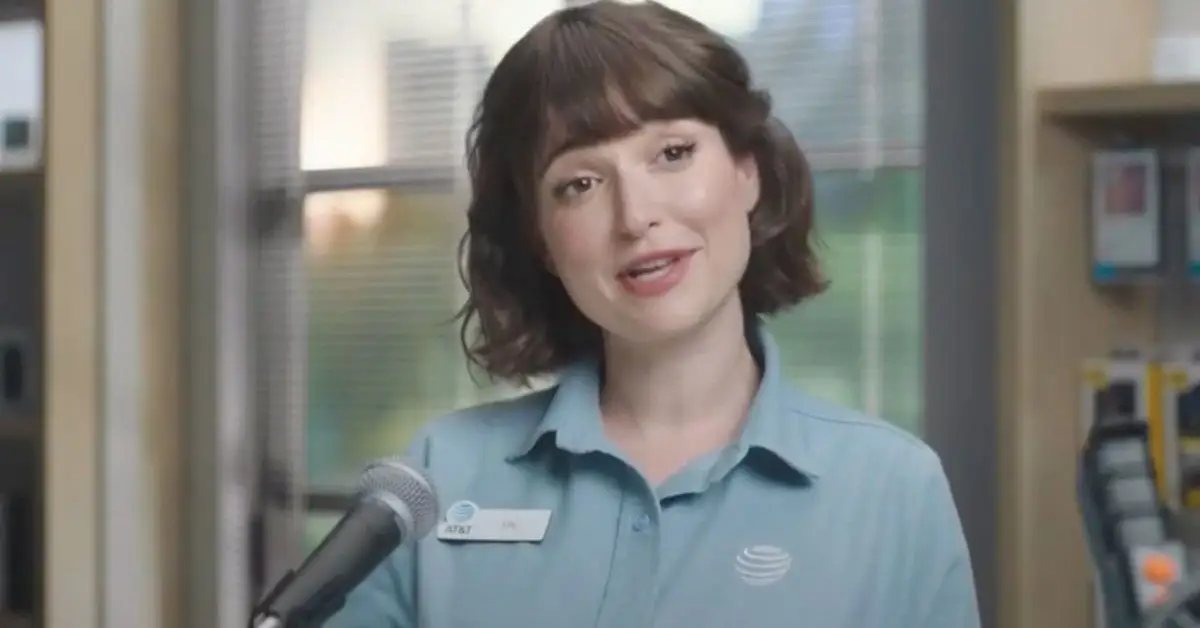 Milana Vayntrub AT&T