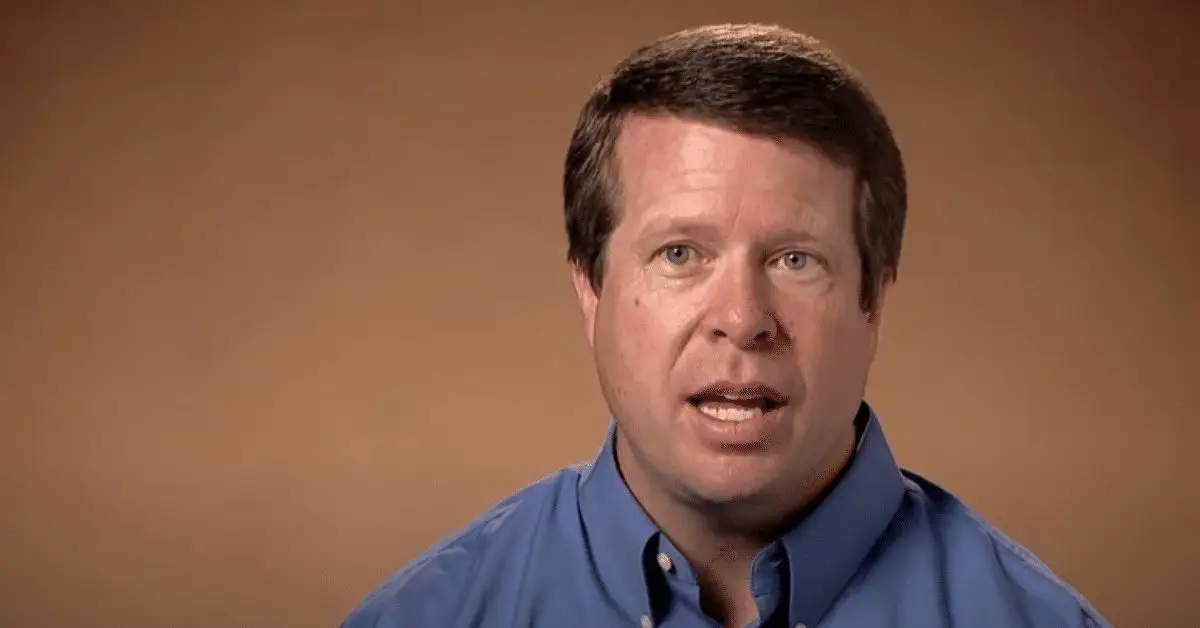 Jim Bob Duggar pratar på TLC