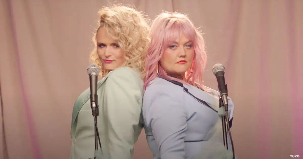 Má impozantná čistá hodnota Elle Kingovej niečo spoločné s jej slávnym otcom?