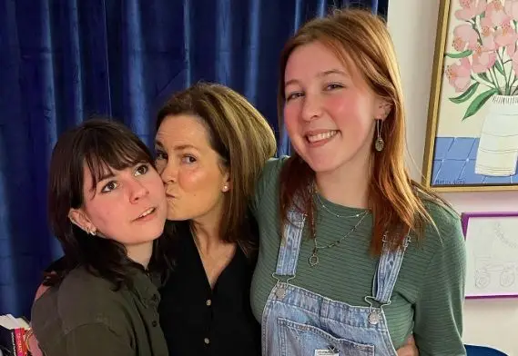 LeeAnn Kreischer and daughters