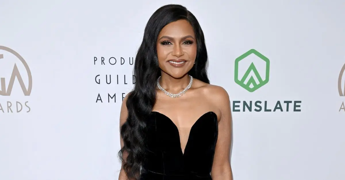 Mindy Kaling bei einem Event auf dem roten Teppich