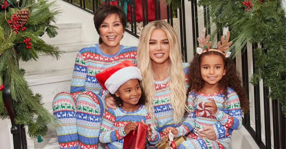 Kris Jenner, Khloe Kardashian, True Thompson och Dream Kardashian