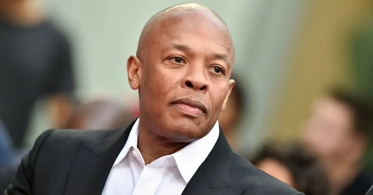 ד'ר דרה על השטיח האדום