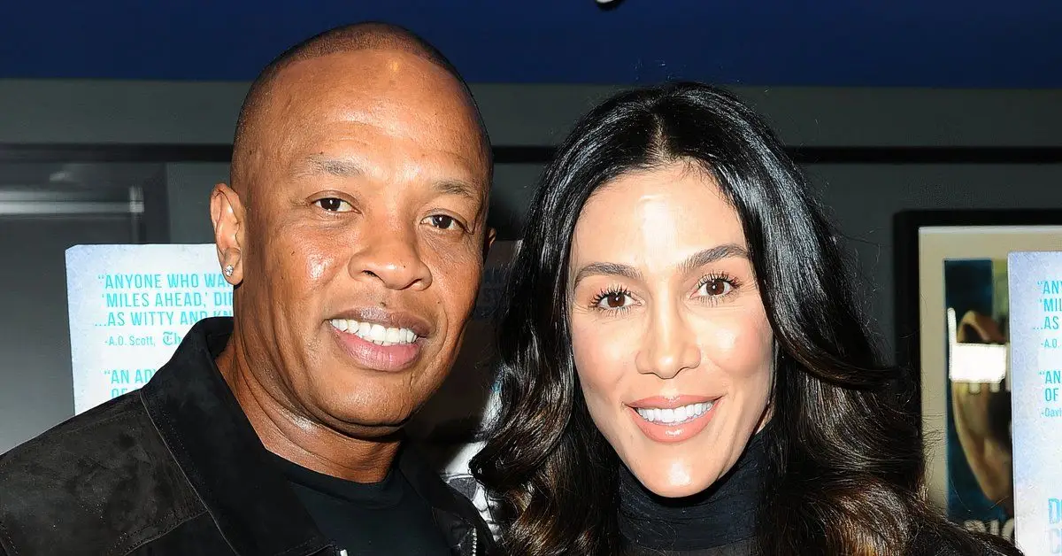 ד'ר דרה וניקול יאנג על השטיח האדום