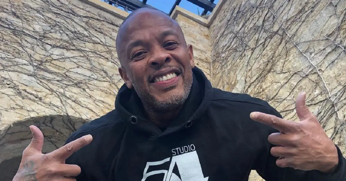 Rapparen Dr Dre Selfie Post