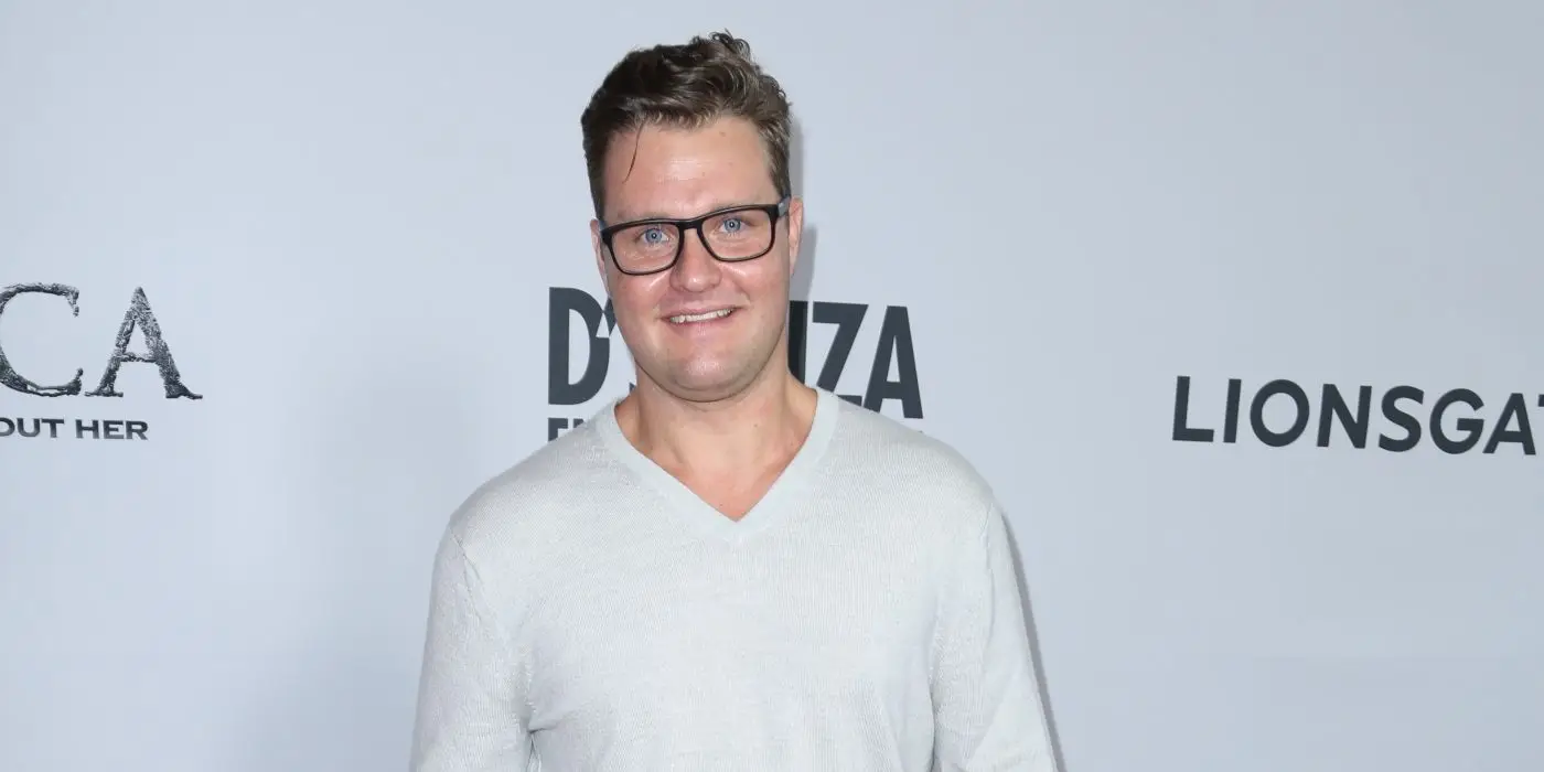 Zachery Ty Bryan na červenom koberci