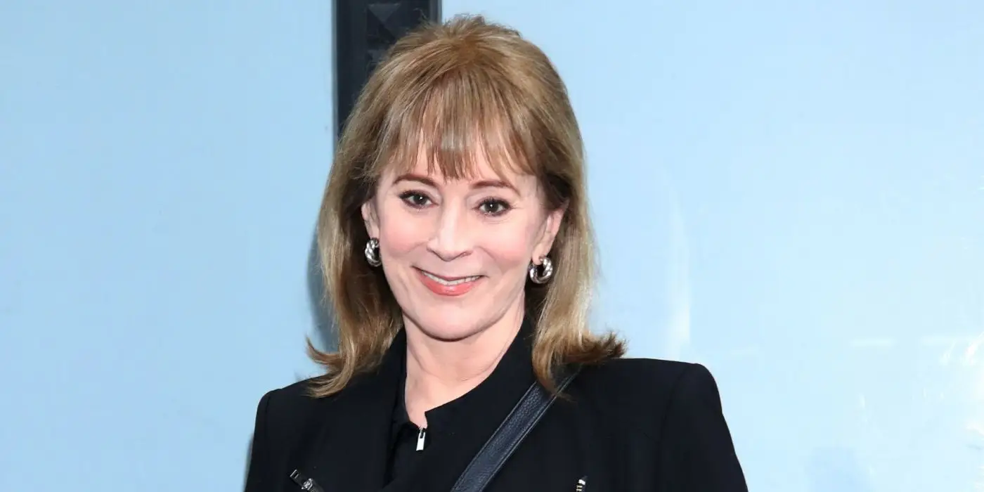 Patricia Richardson na červenom koberci