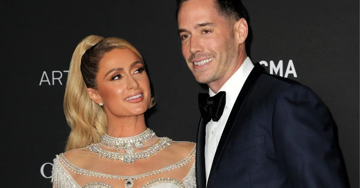 Før Carter Reum indrømmede at være far til et 'kærlighedsbarn', låste han Paris Hilton inde