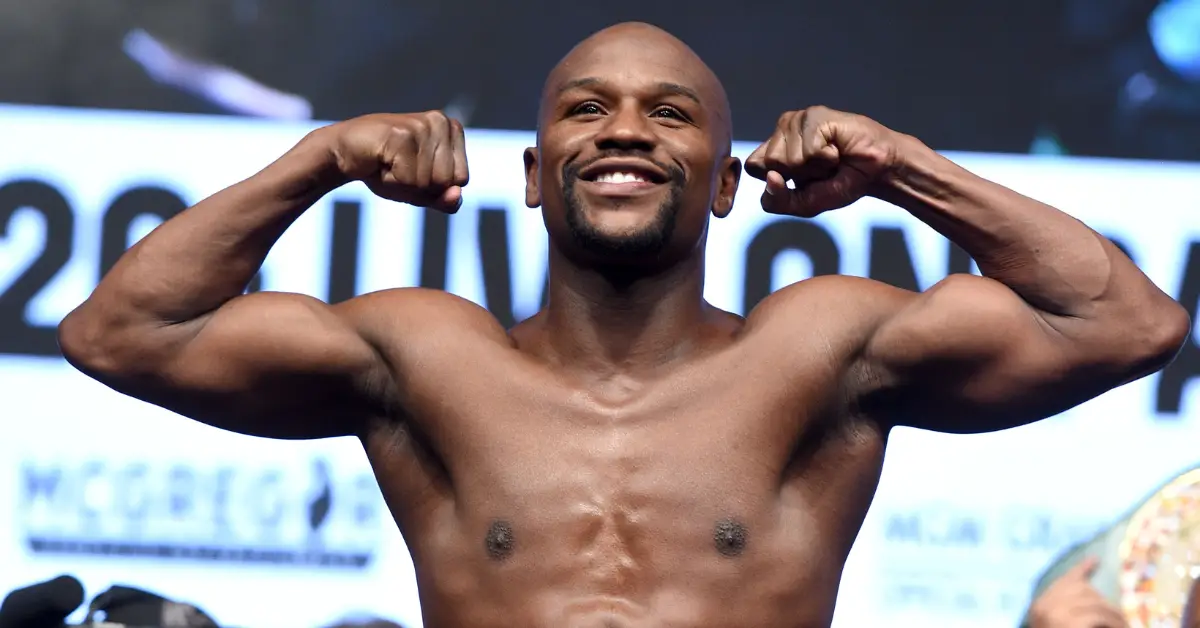 計量時のフロイド・メイウェザー