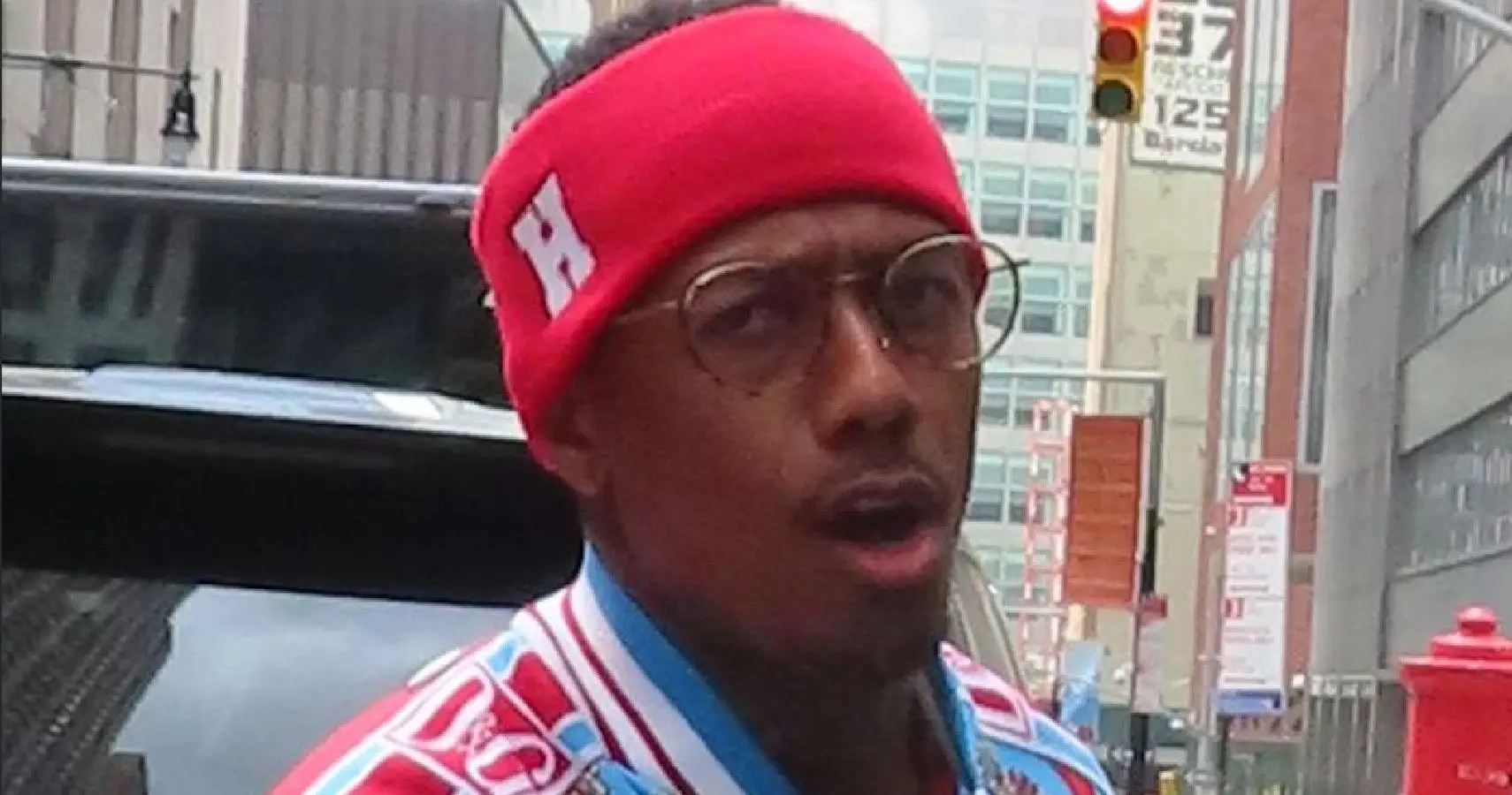 Nick Cannon på trottoaren