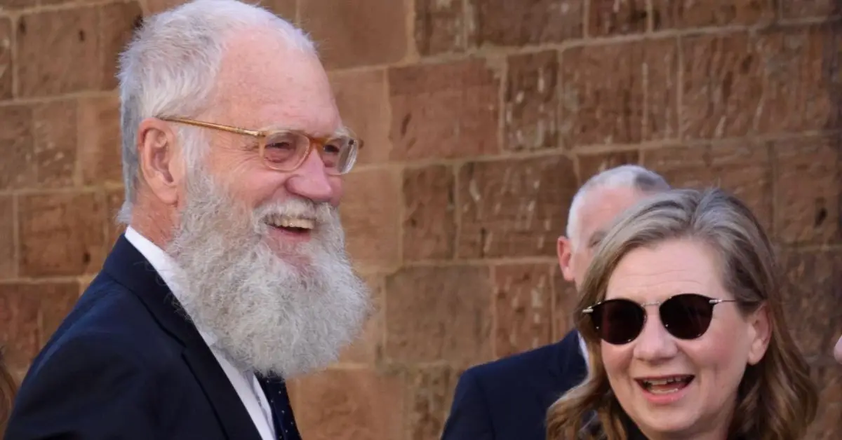 David Letterman y Regina Lasko en la alfombra roja