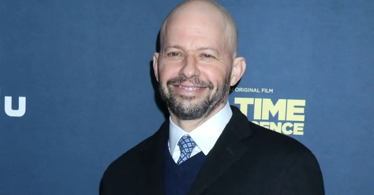 Jon Cryer smiler