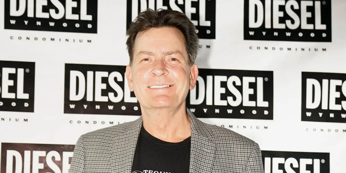 Charlie Sheen på den røde løber