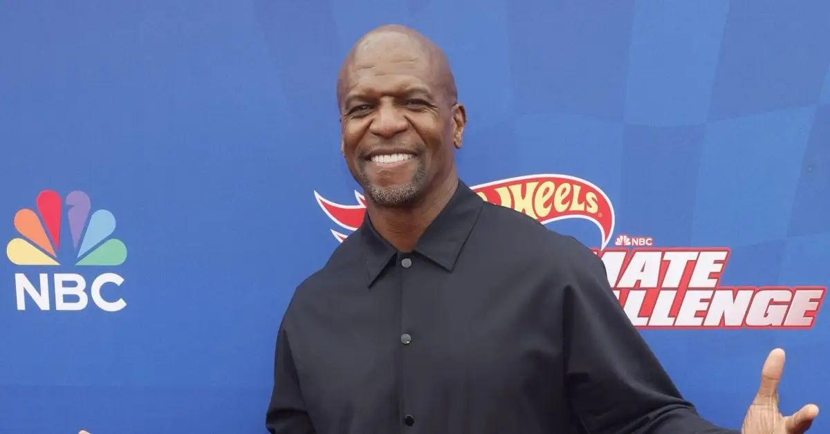 레드카펫 위의 테리 크루스