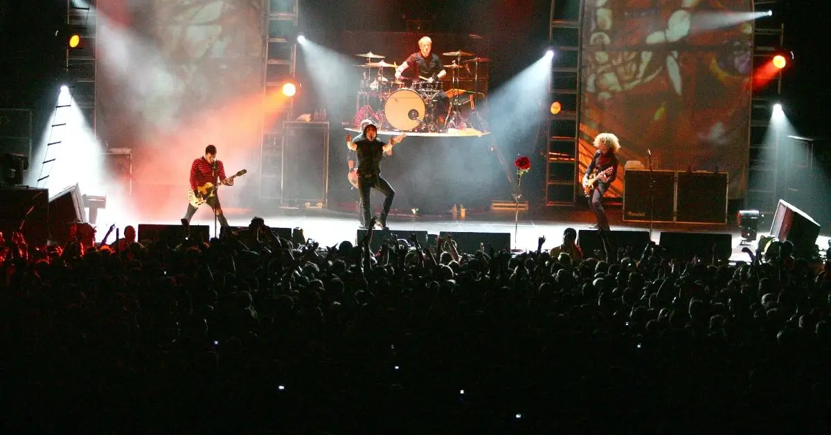 My Chemical Romance durante un concierto