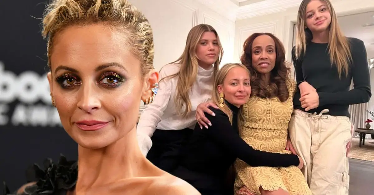 Jak blízko je dnes Nicole Richie své biologické matce Karen Mossové_