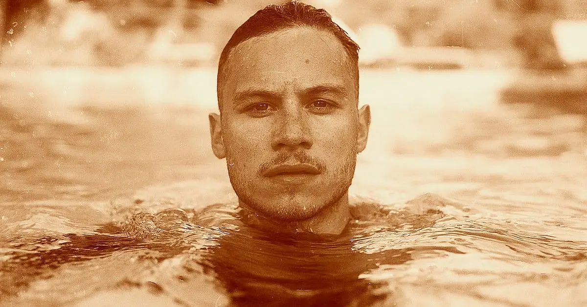 Come l'attore di 'Peaky Blinders' Finn Cole ha guadagnato il suo patrimonio netto