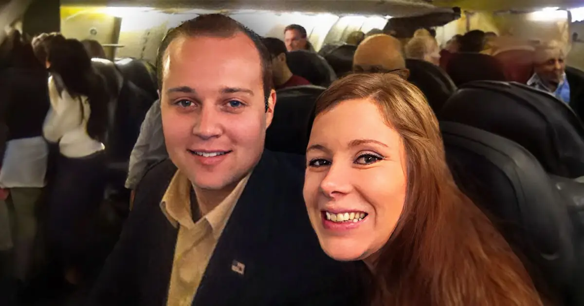 Josh i Anna Duggar en un avió