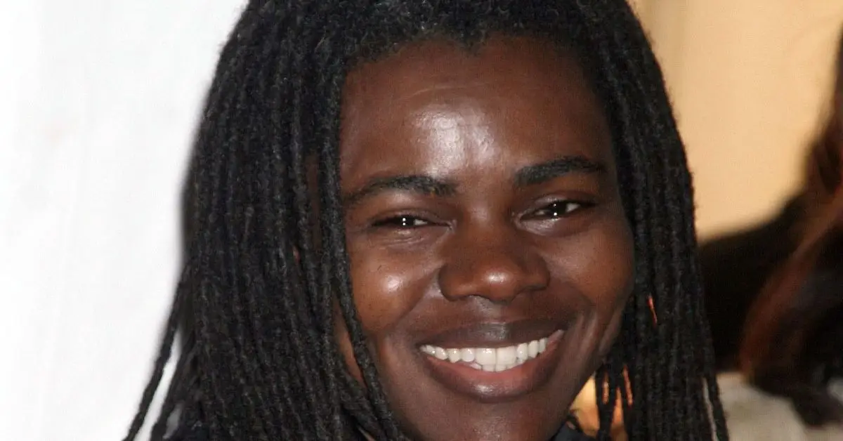 Tracy Chapman somrient en un esdeveniment