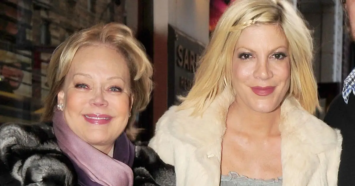 Candy a Tori Spelling sa usmievajú