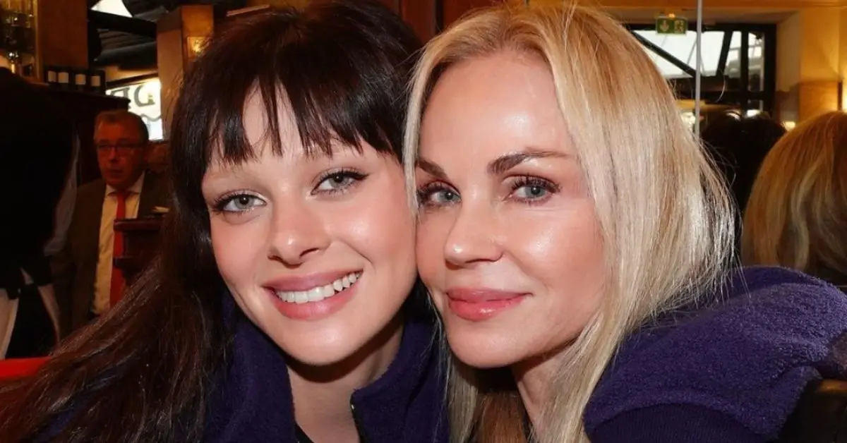 Nicola Peltz a Claudia Heffner Peltz fotia