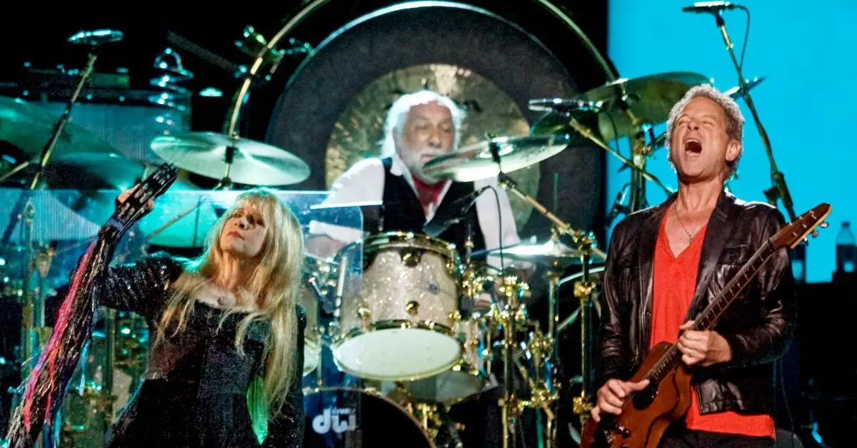 Lindsey Buckingham et Stevie Nicks avec Fleetwood Mac en 2009.
