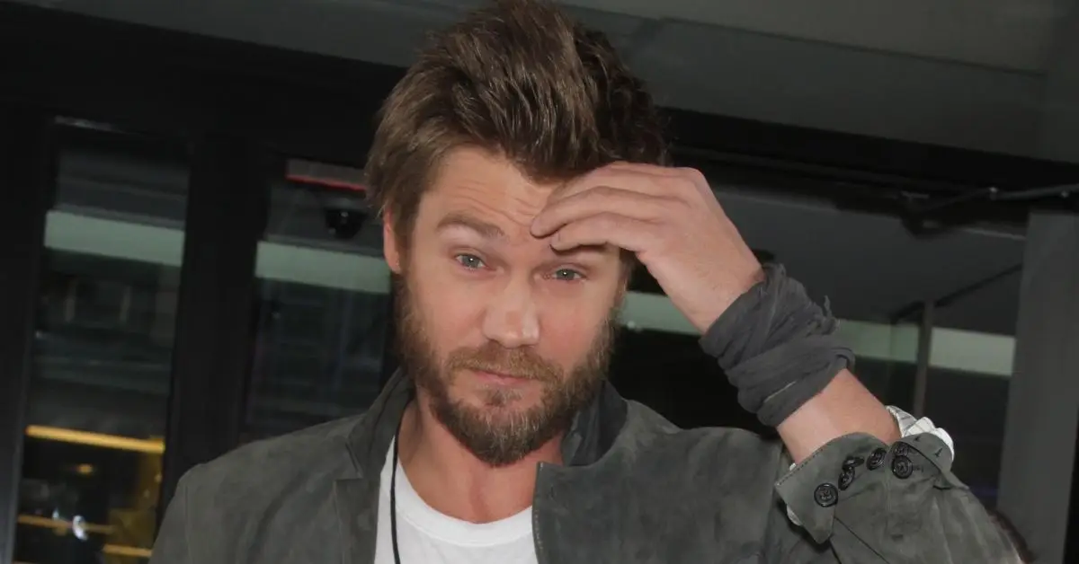 Chad Michael Murray spaziert durch New York City