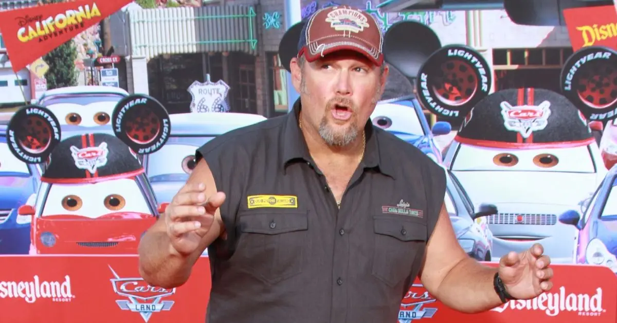Larry the Cable Guy sembla commocionat